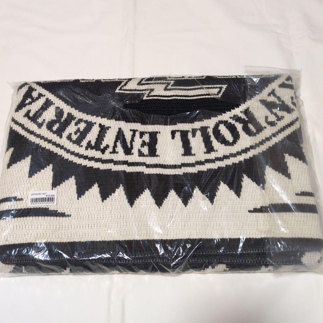 矢沢永吉 YAZAWA ラグマット(スリーロゴ) ブラック/ホワイト