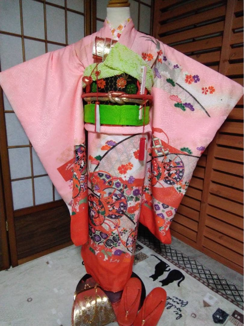 mm です。7歳向け・化繊・お着物セットです