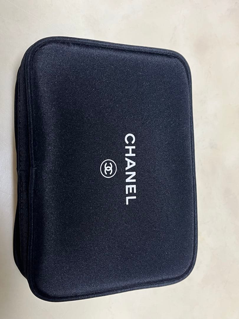 ⓵シャネル レ ミニ ドゥ シャネル ブラシ ６本セット ポーチ 未使用