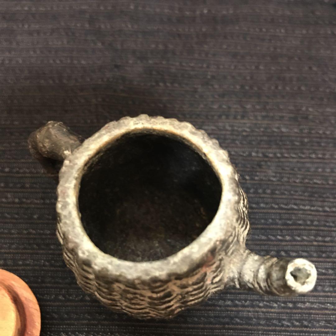 蓋特注？　古銅網籠形水滴