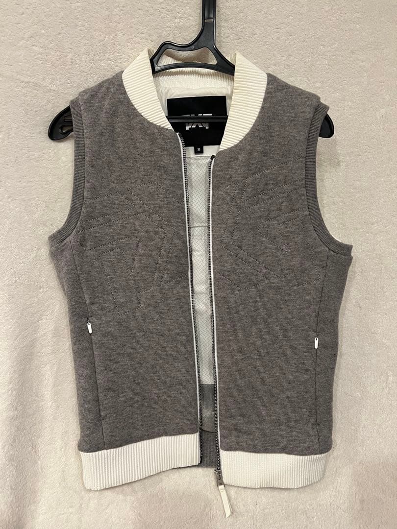 PXG グレー ホワイト ベスト