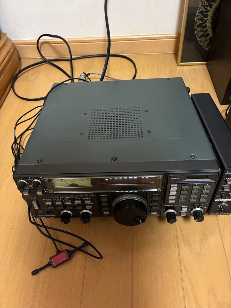 ICOM IC-R7000＋TV-R7000J 広帯域受信機
