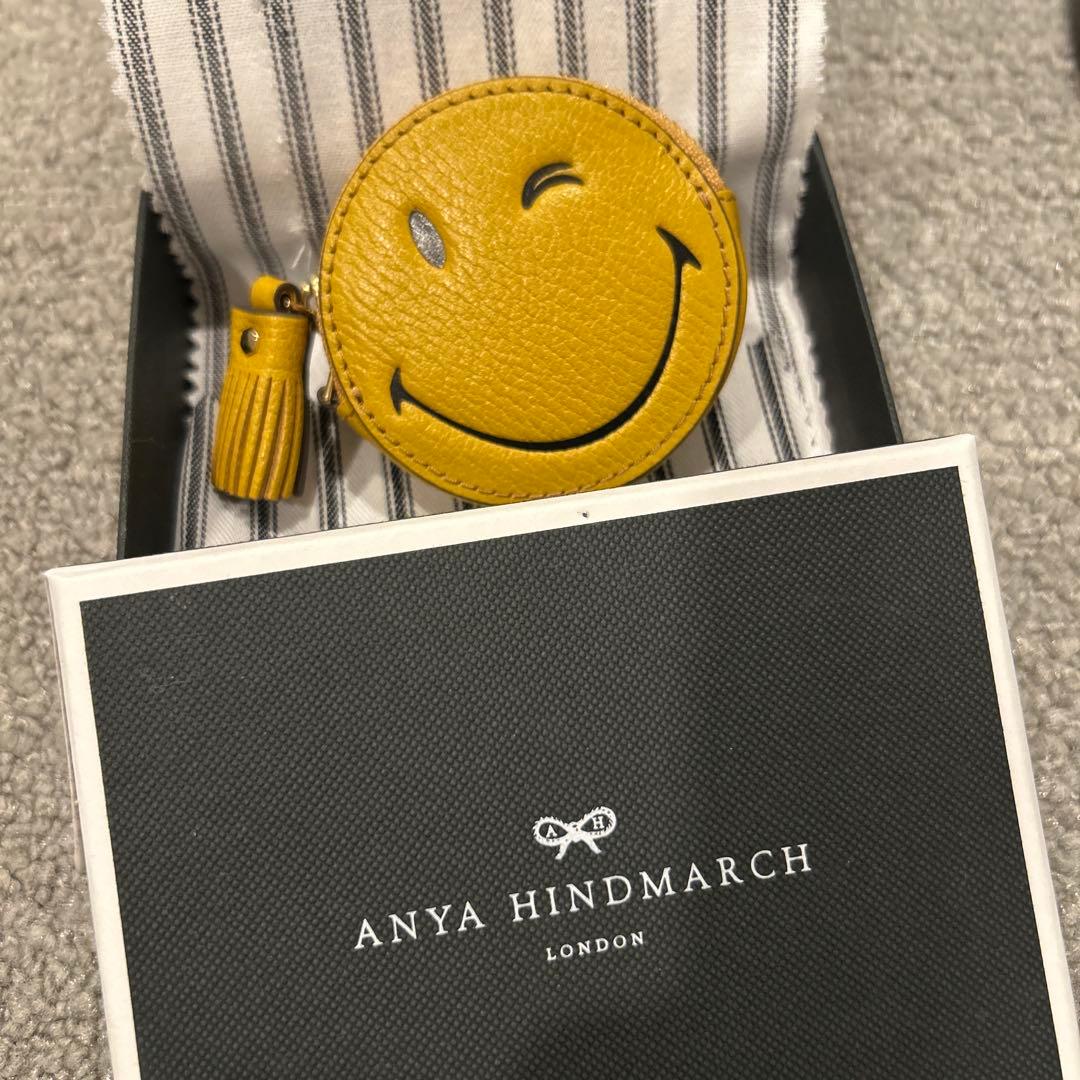 新品未使用　アニヤハインドマーチ スマイル ウィンクケース
