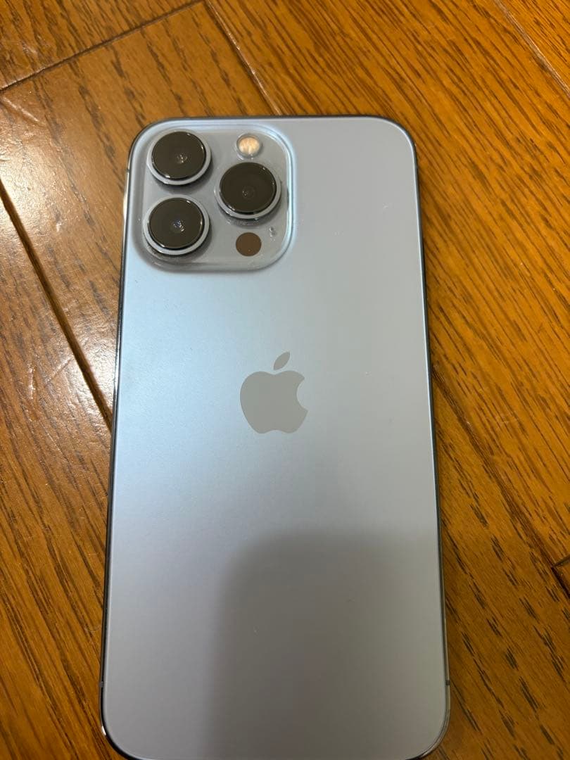 グェンディンロンApple iPhone 13 Pro 　128GB