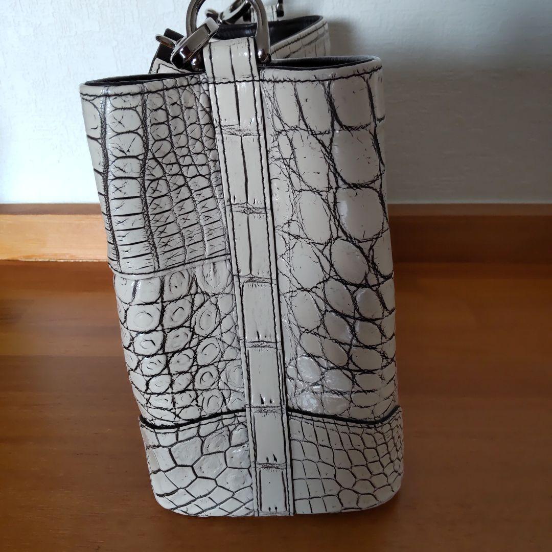日本製・本革 クロコダイル・2way・ハンドバッグ・バニラ・目地染