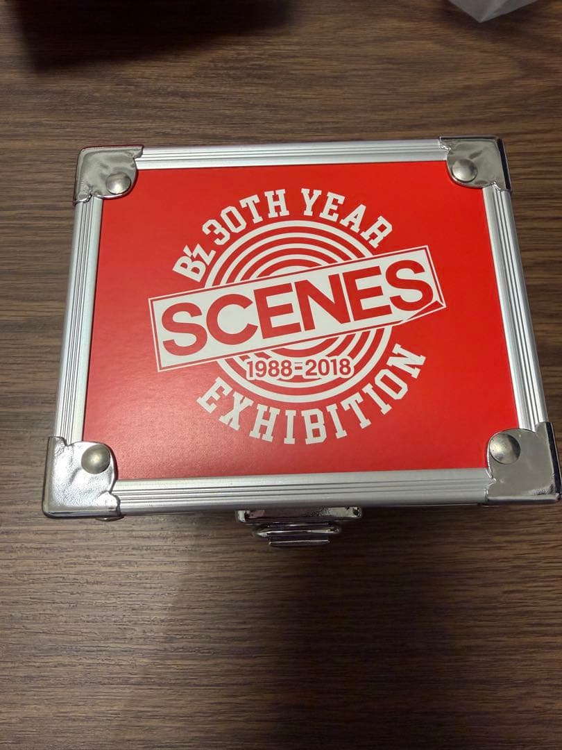 B'z G-SHOCK DW-6900 B'z 30周年記念グッズ