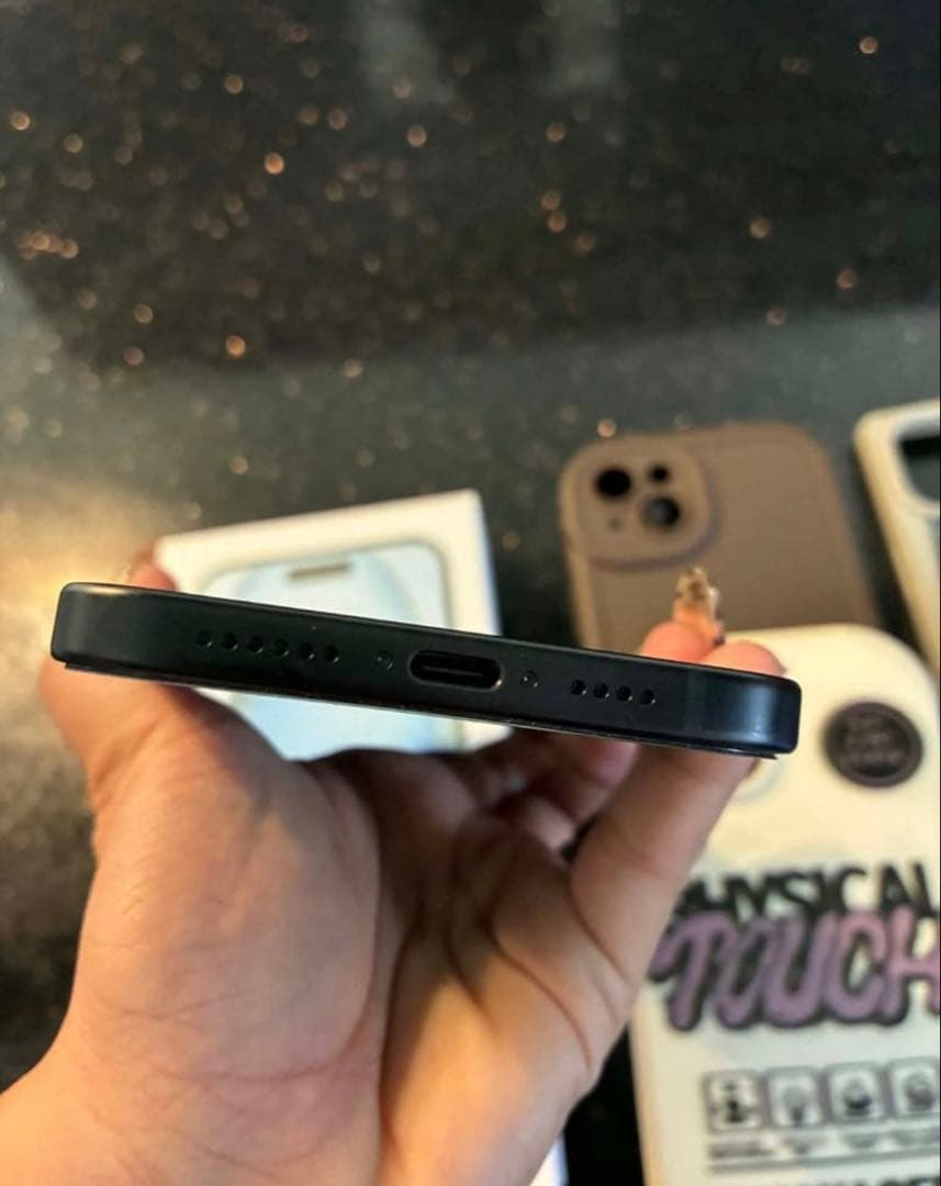 スマートフォン本体 Apple iPhone15plus