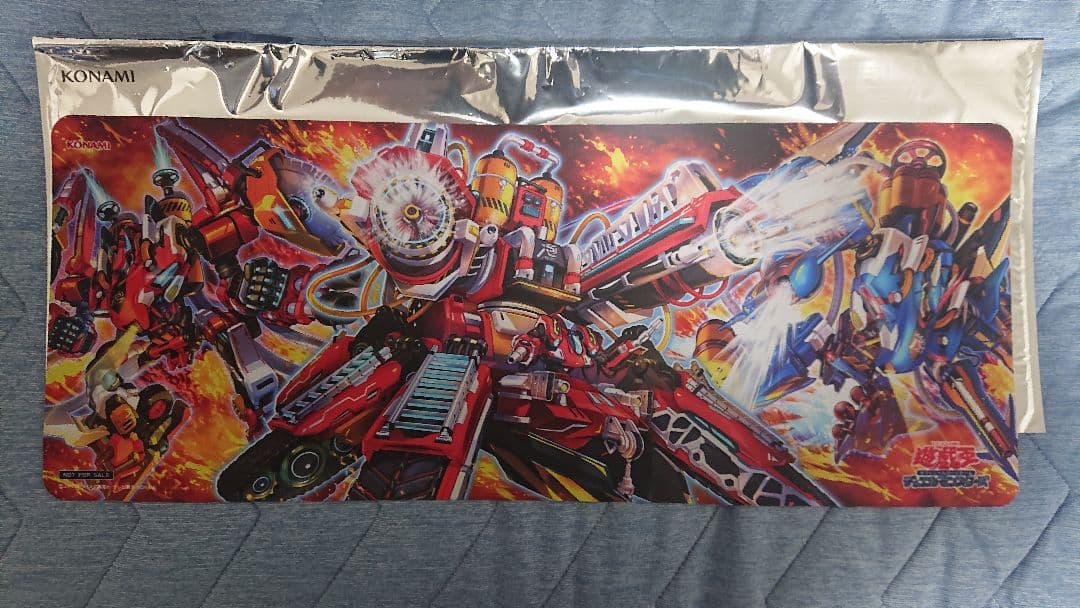 遊戯王　Ｒ−ACE （レスキューエース）プレイマット