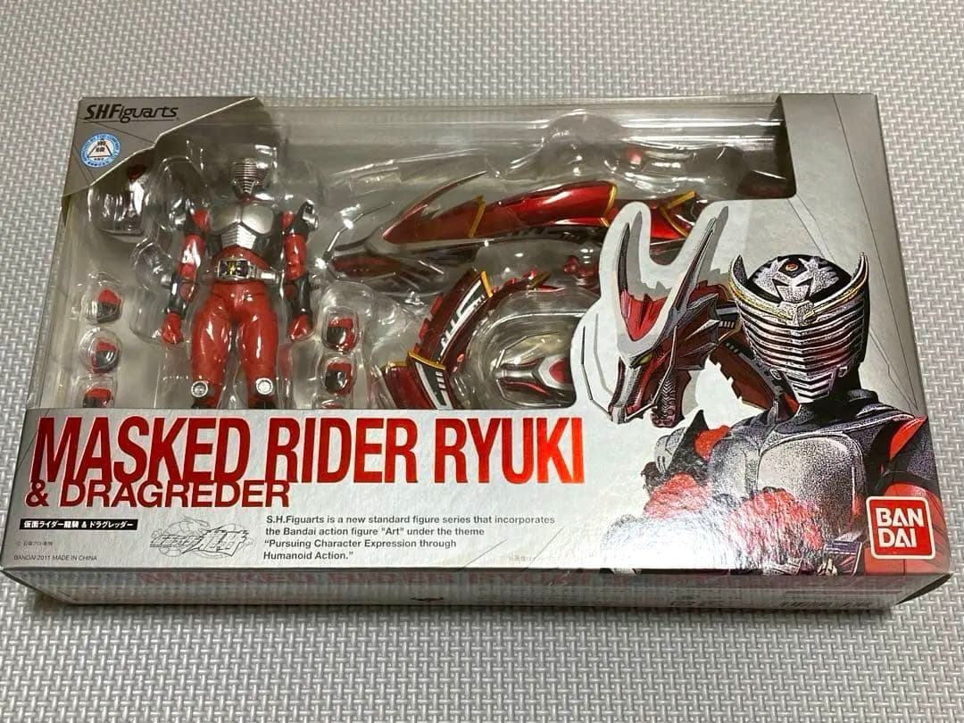 ［中身未使用］s.h.figuarts 仮面ライダー龍騎　バンダイ