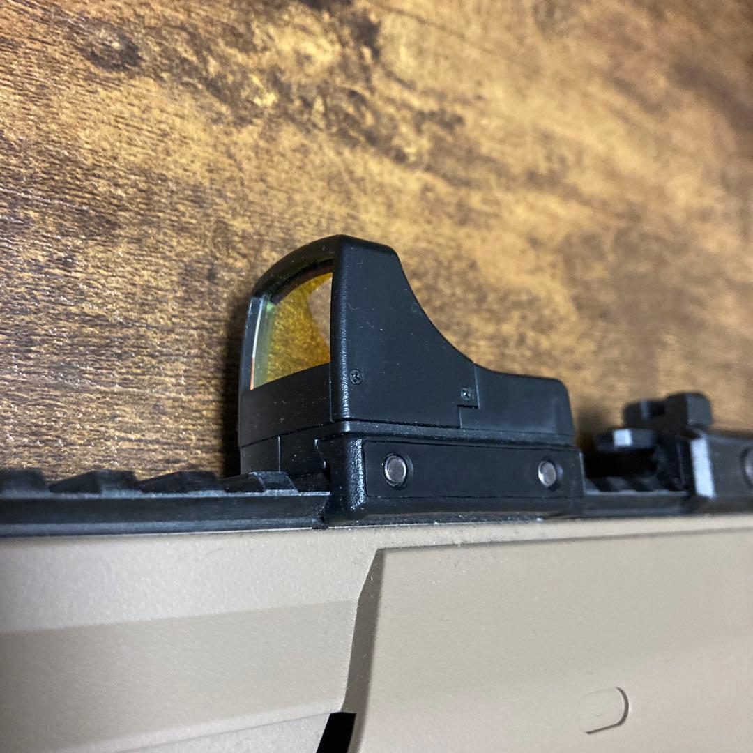 東京マルイ MP7A1 電動　タンカラー