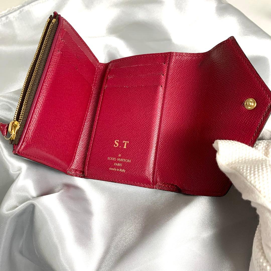 ルイヴィトン ポルトフォイユ・ヴィクトリーヌ モノグラム フューシャ