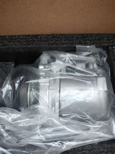 MH23S ワゴンR リビルトコンプレッサー未使用品