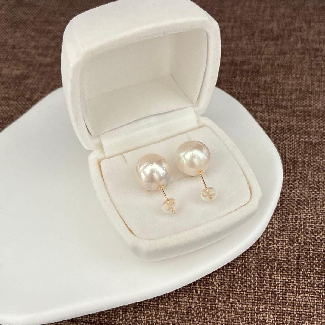 南洋白蝶真珠ピアス新品未使用ケース付き