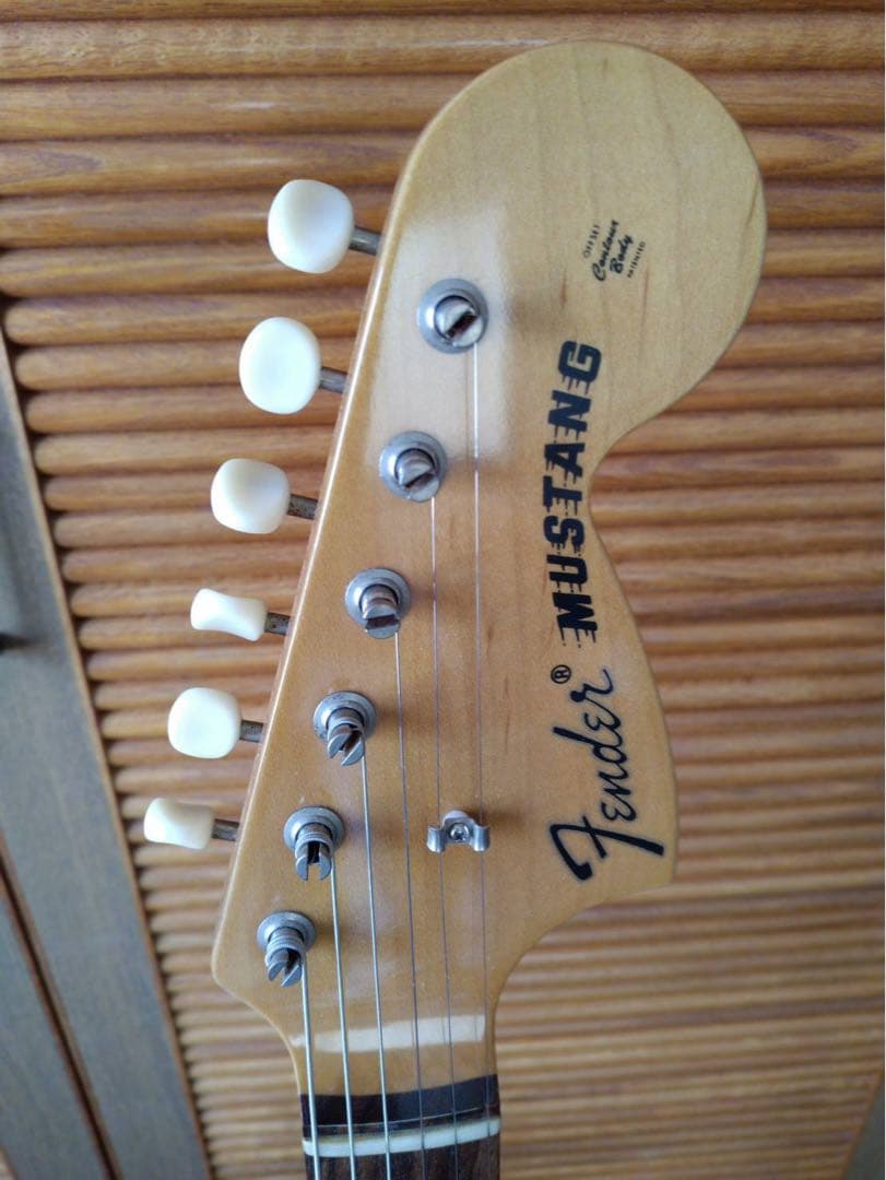 【ザックマイルド 】fender japan mustang MG69