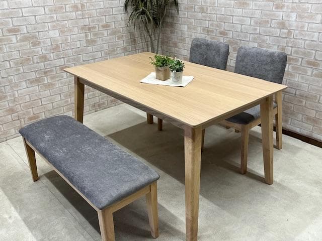 ダイニングテーブルセット　４人掛け　オーク　ナチュラル　新品