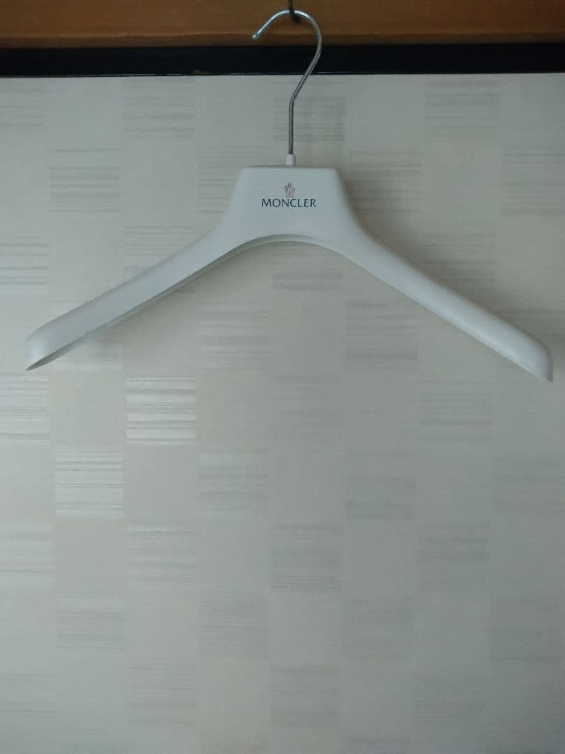 wiIIiさま専用モンクレール　ガーメントケース&ハンガー&ショップ袋＆薄紙