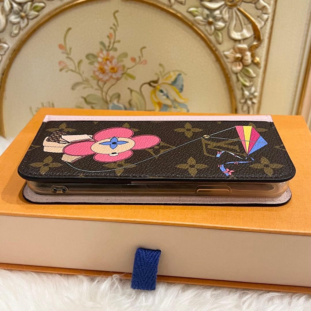 ヴィトン ヴィヴィエンヌiPhoneX &XS フォリオ M69070 日本限定