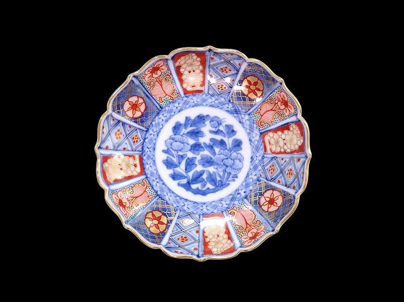 大聖寺伊万里　金襴手 菊花型　牡丹の図　4寸皿　2枚　C457AS-CVs