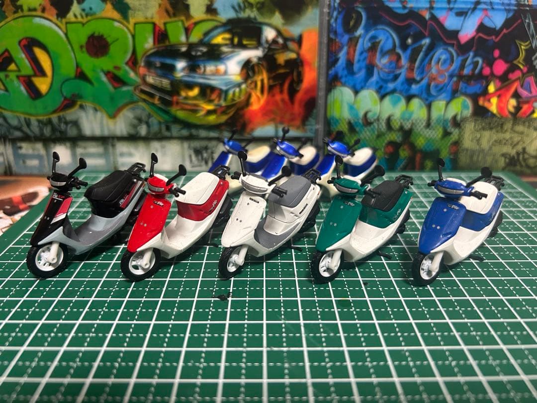 ガチャ　DIO AF18 ５台セット　3台おまけ