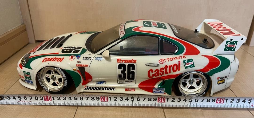 ラジコン　ボディ