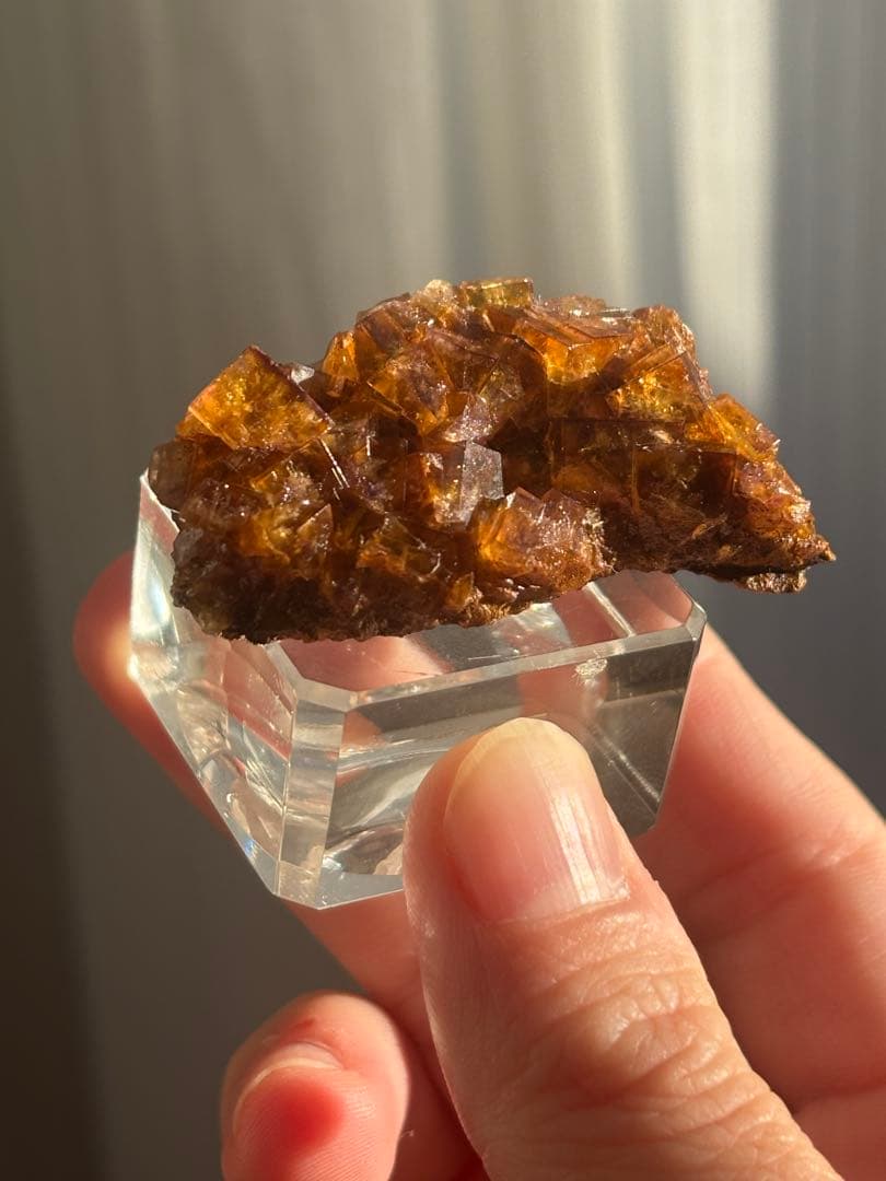 ドイツ産　フローライト　原石　鉱物標本　アンバー