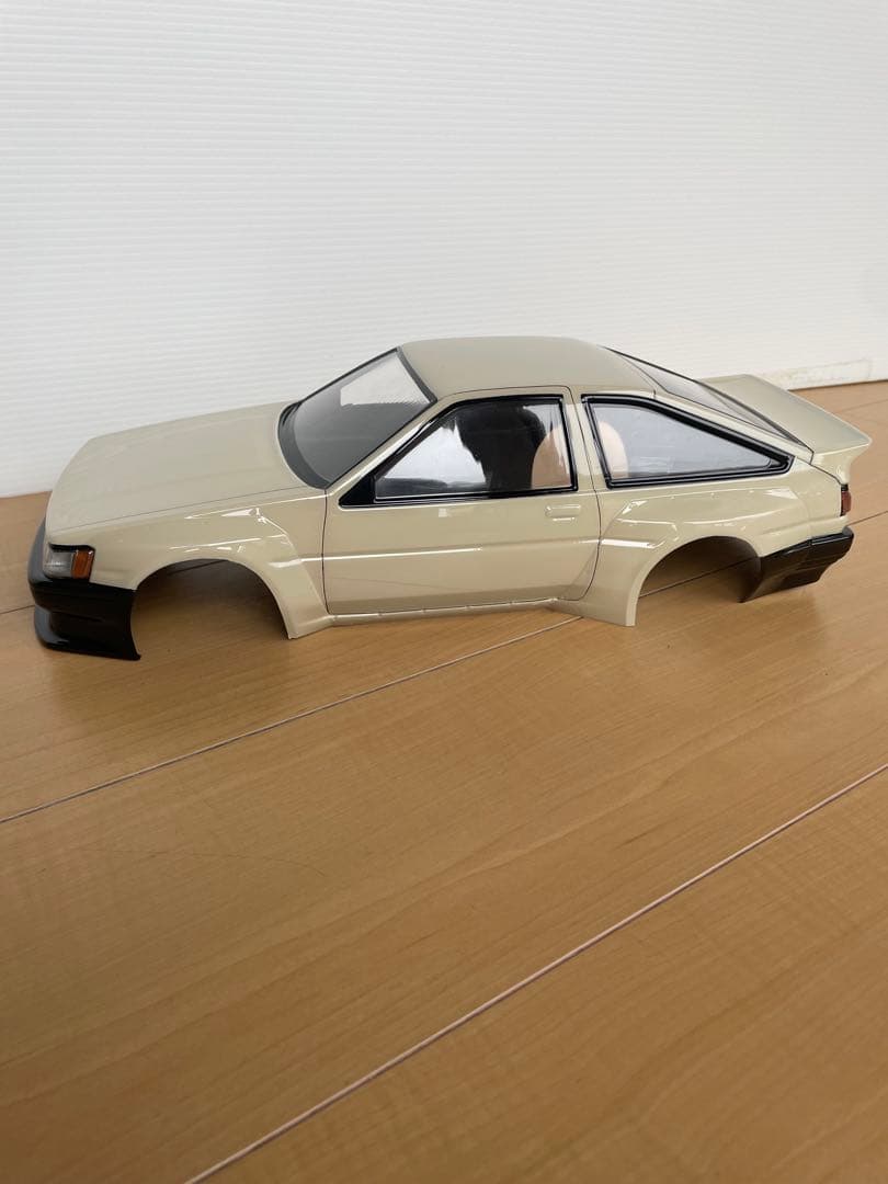 アディクション　PANDEM TOYOTA　AE86 未使用塗装済みボディ