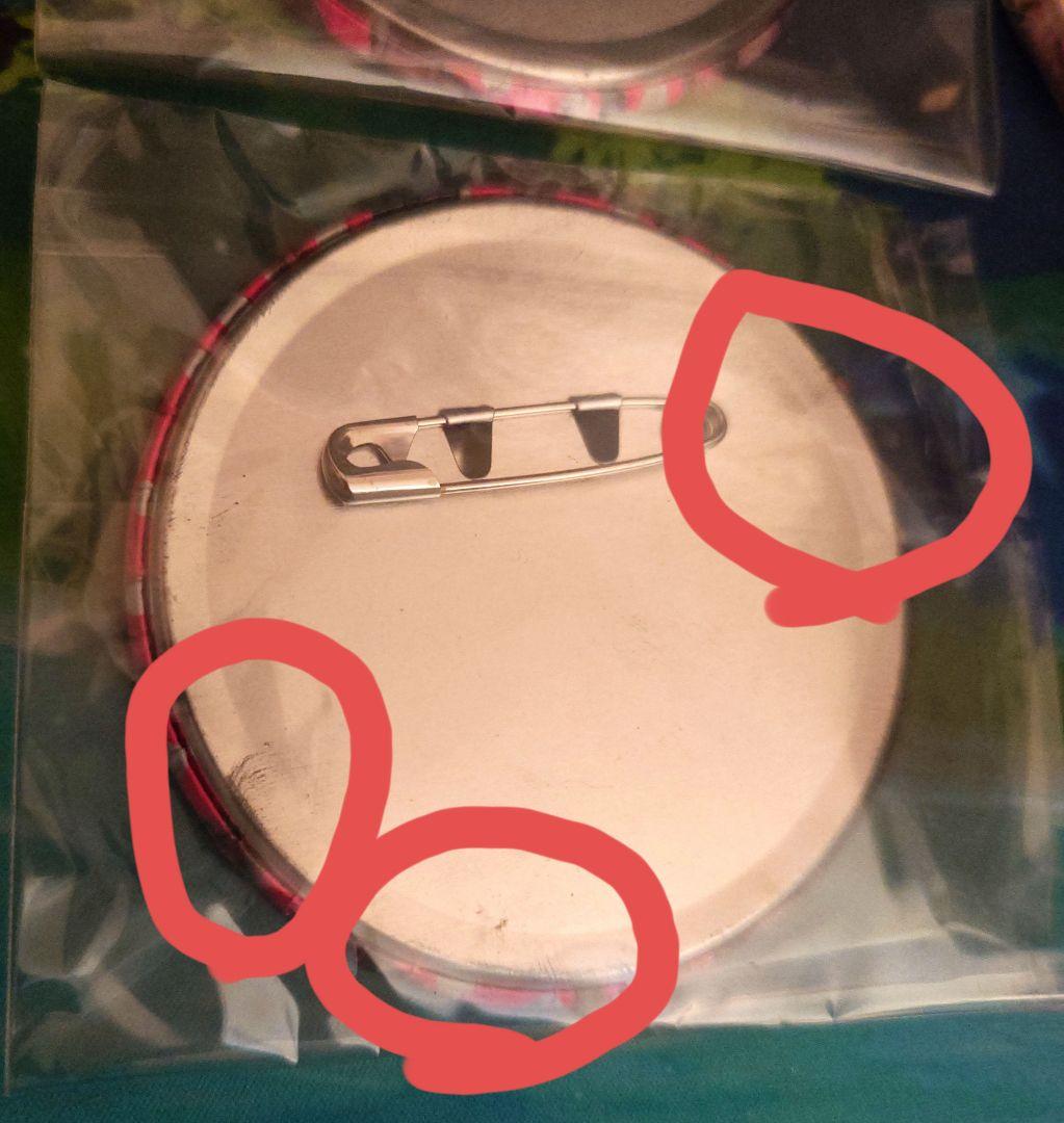 【値下げ交渉可】ダンガンロンパ 血まみれ 缶バッジ ジェノサイダー翔 腐川冬子