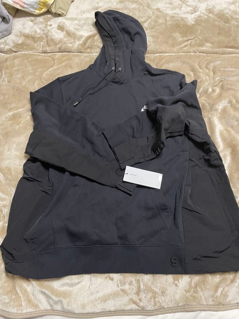 サイズ4 HELLO sacai 限定商品 NIKE フーディー パーカー