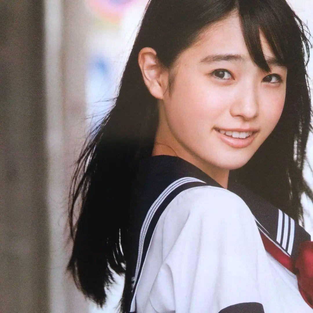 高橋ひかる/制服ポスター