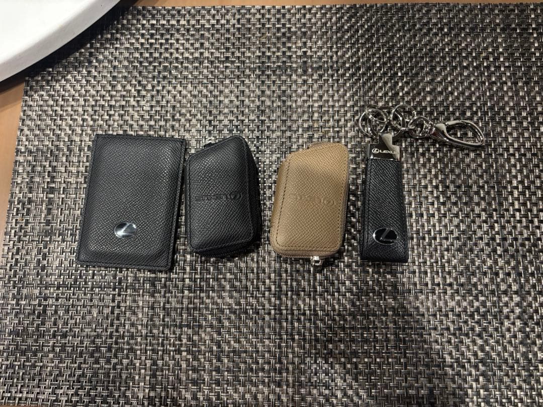 r*ル様 レクサス　キーケース　純正