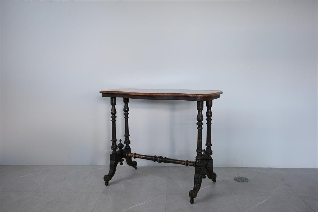 英国アンティーク木製テーブル/ダイニング机/作業台/飾り棚/デスク(92-35)