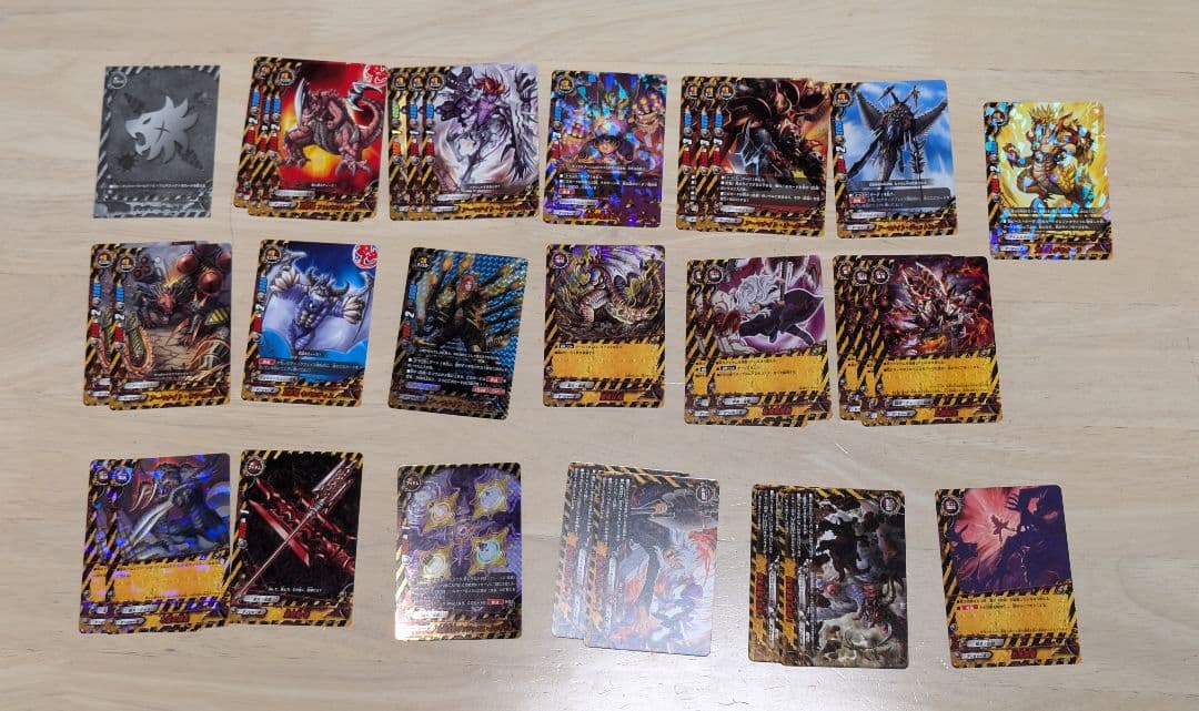 【値下げ交渉 ⭕バラ売り⭕️⠀!!!】バディーファイトデッキ