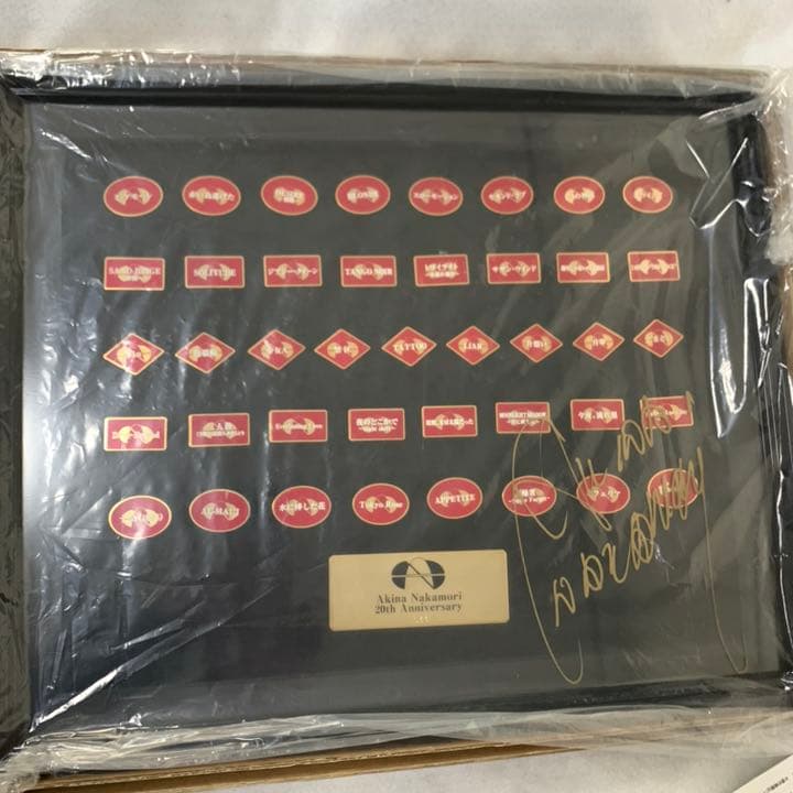 中森明菜 20周年記念 ピンバッジコレクション　直筆サイン入り
