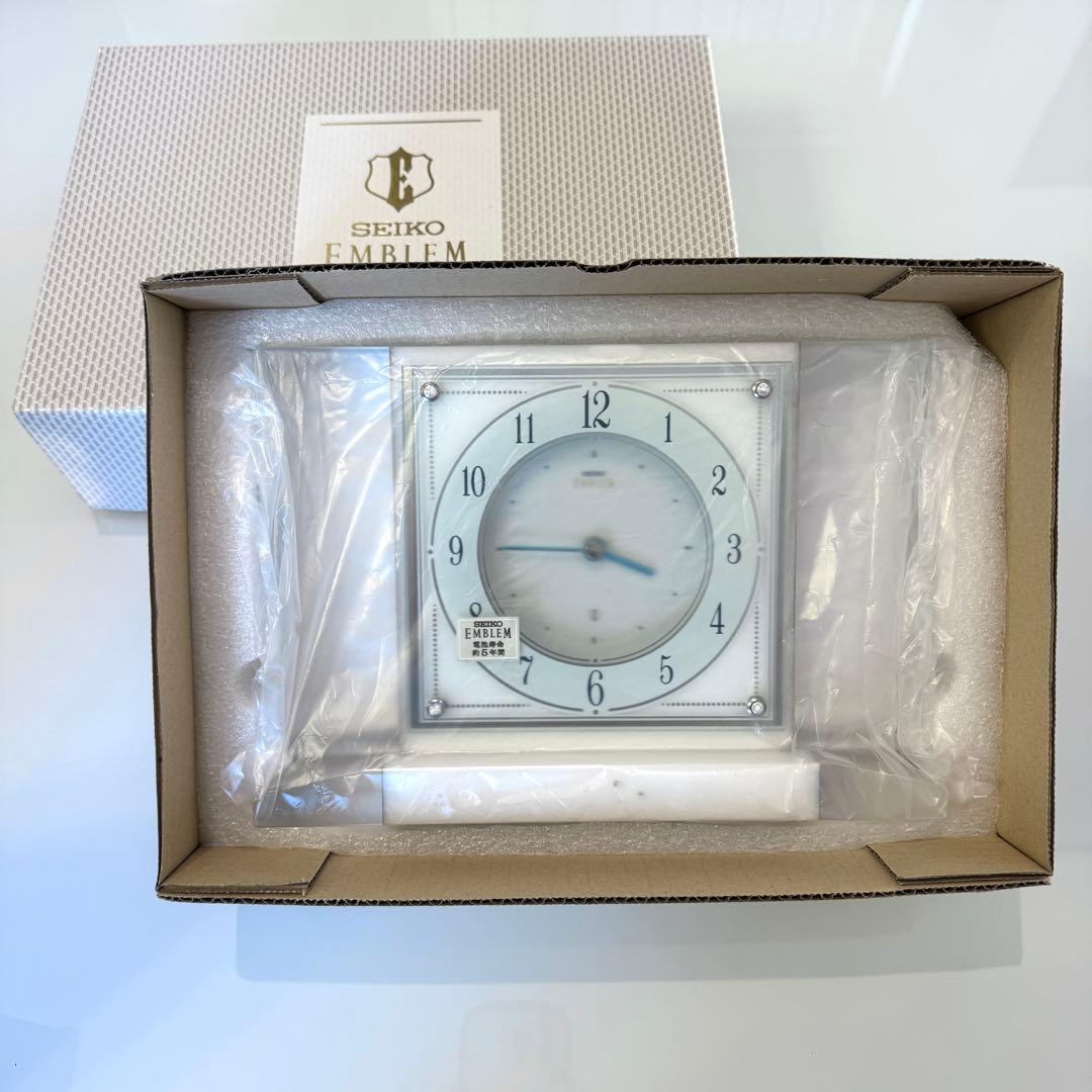 みじんこ【未使用】セイコーエンブレム 置き時計 [HW564W]