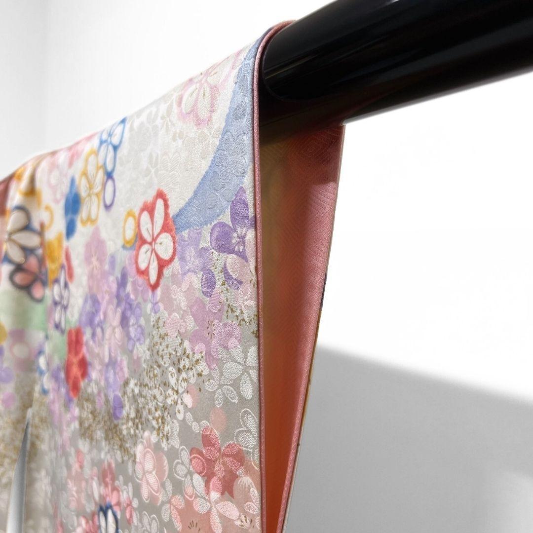 金駒刺繍　金彩　花模様　梅花　振袖　着物　013a p