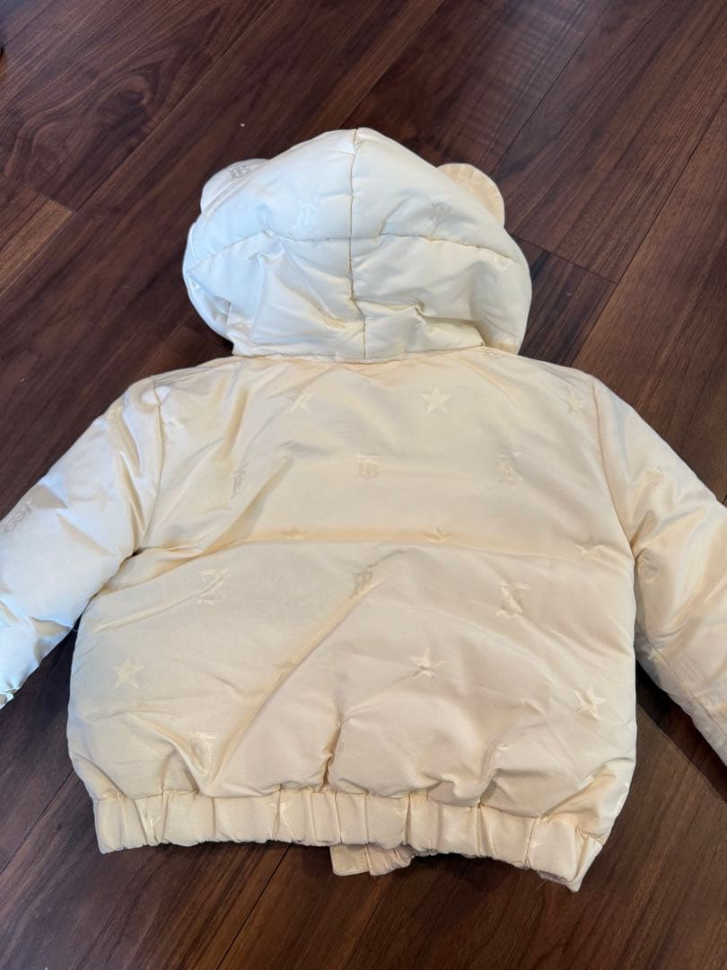 burberryダウン　Burberry バーバリー　子供用