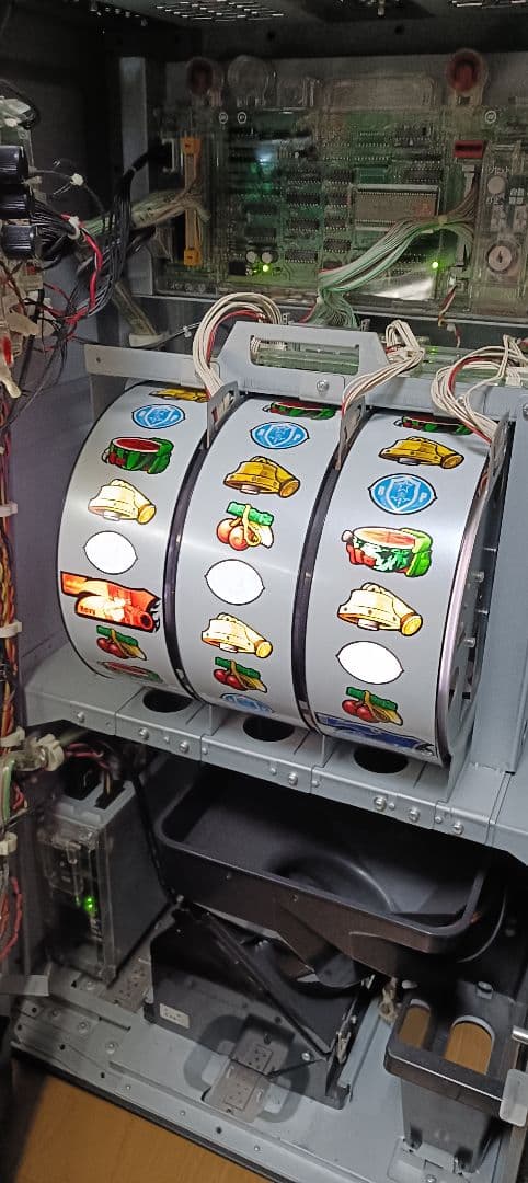 初代BLACK LAGOON 不要機付き　スロット実機