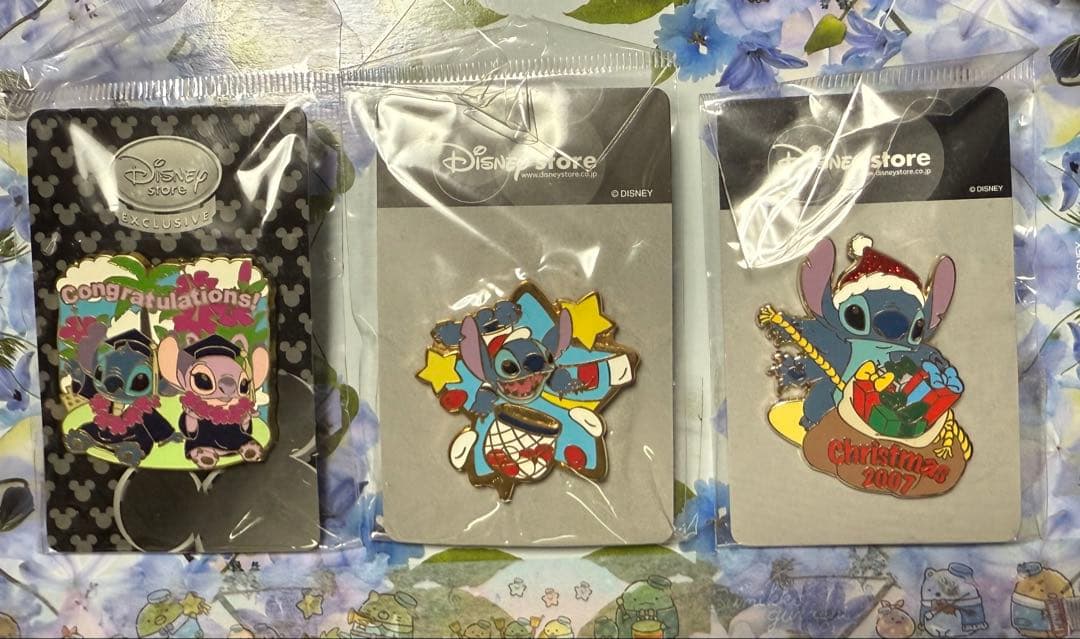 モモコ　ディズニーグッズ3点**あわせて計5点（合計5枚）**