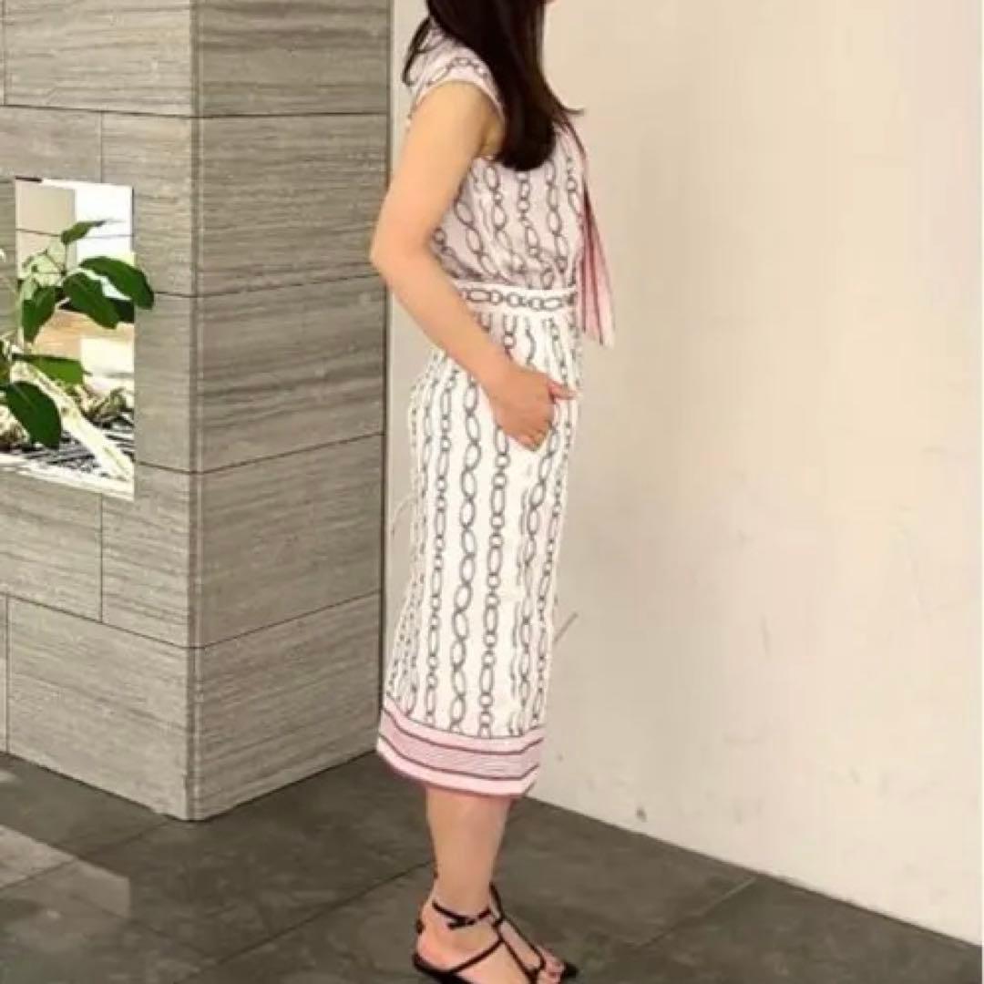 新品　チェーン柄タイトスカート 希少サイズ40