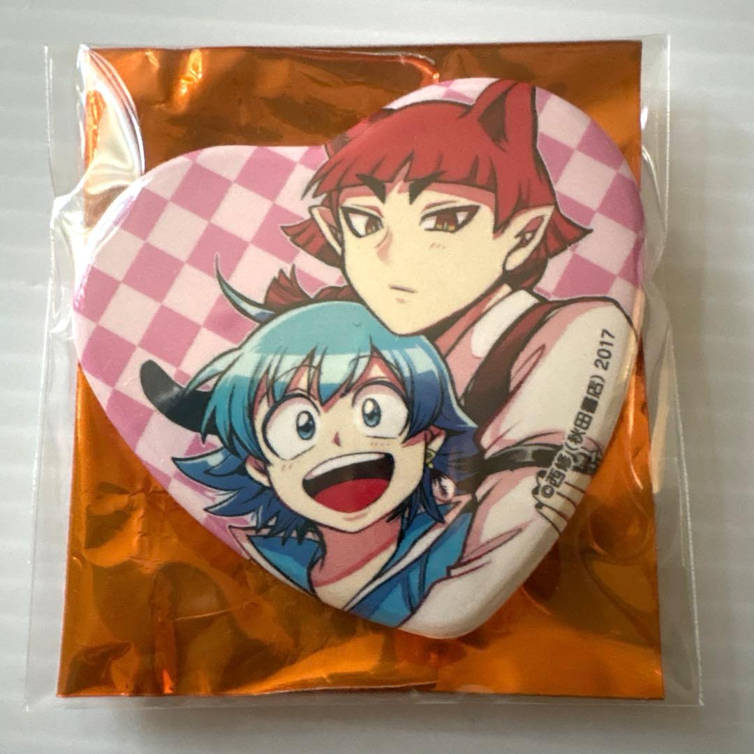 魔入りました入間くん コミケ　C102 ハート缶バッジ　イルマ　オペラ