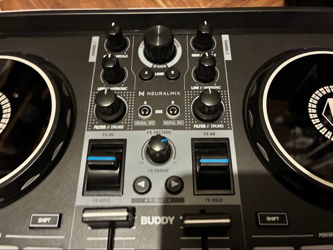 DJ機材 reloop BUDDY