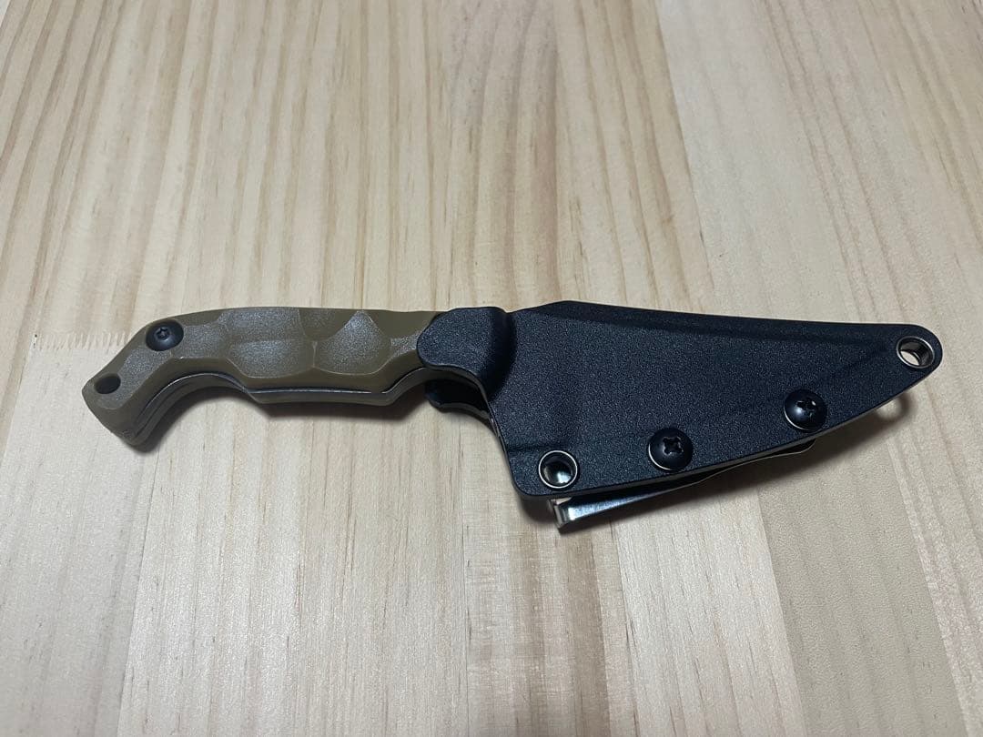 Stroup Knivesレプリカナイフ(BL) ferro concepts