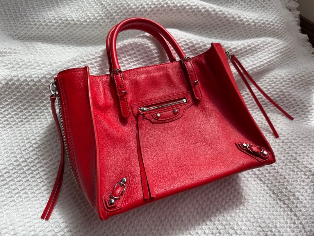 バレンシアガ　ショルダーバッグ