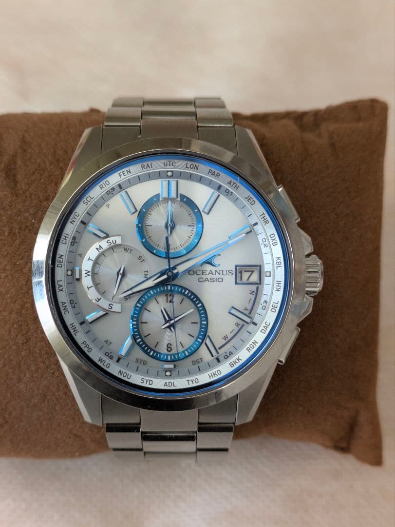 【美品】カシオ オシアナス OCW-T2600-2AJF 電波ソーラー チタン