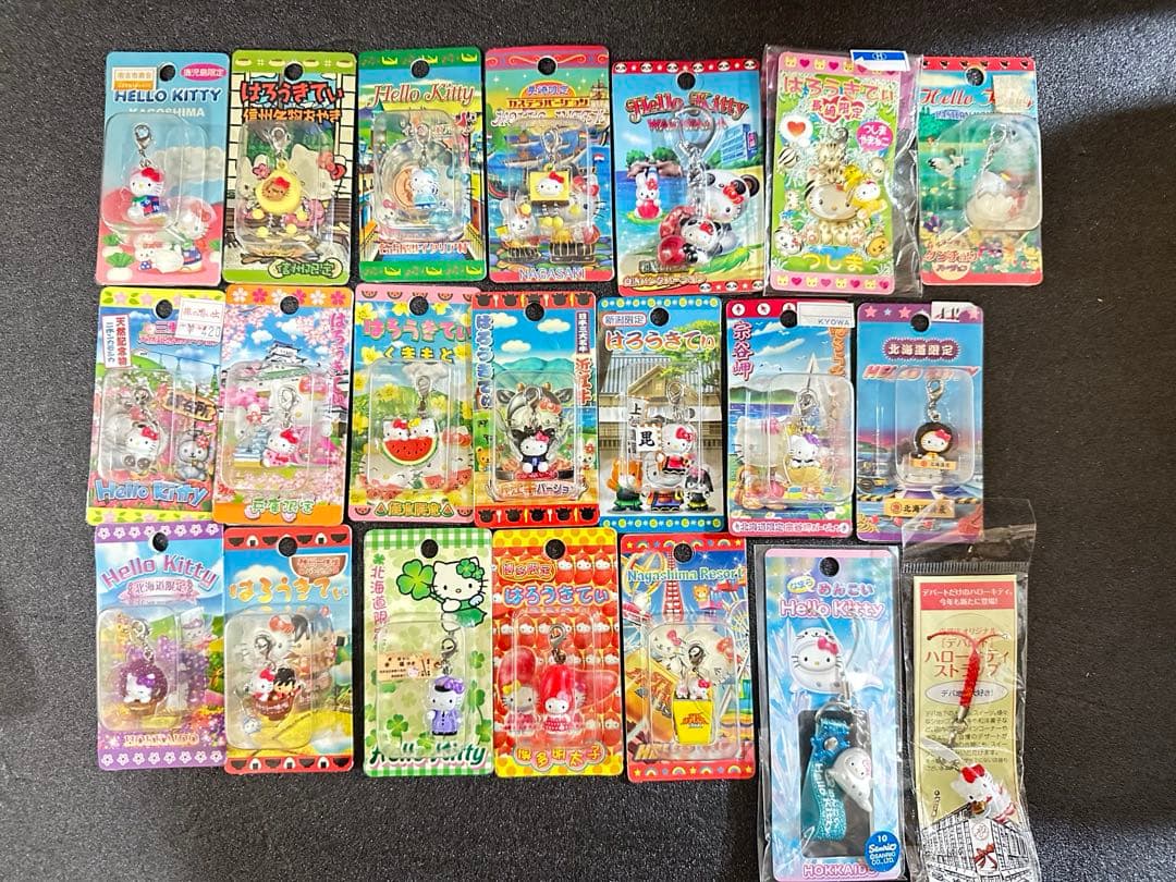 レアご当地 キティ 限定キティ28種 根付・ストラップ
