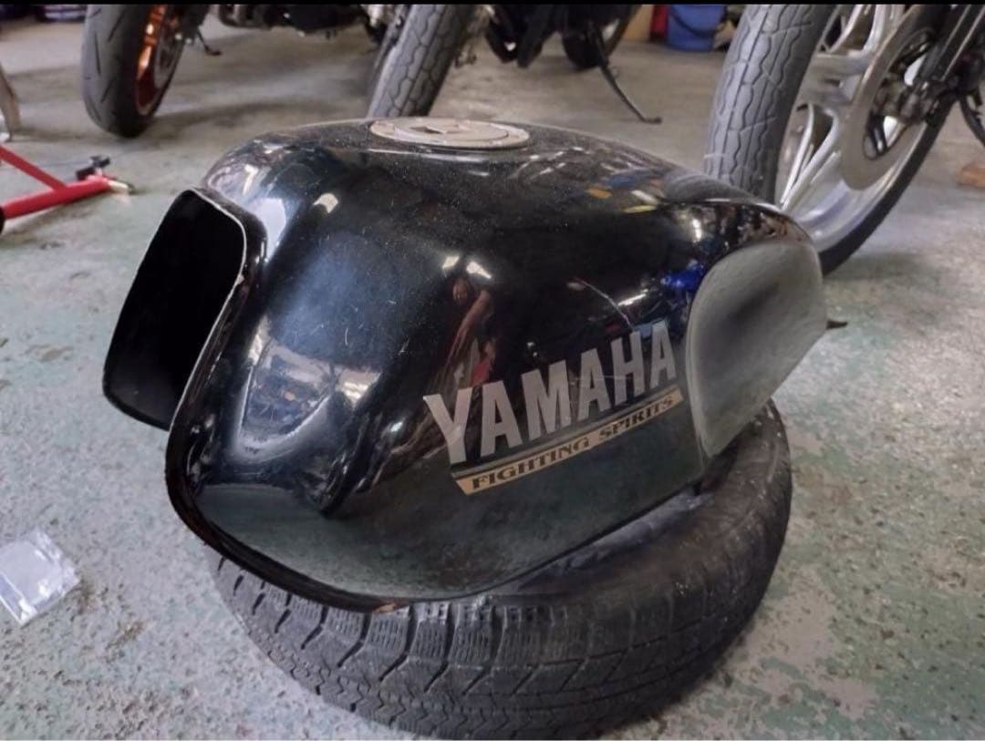 YAMAHA バイク用タンク 黒