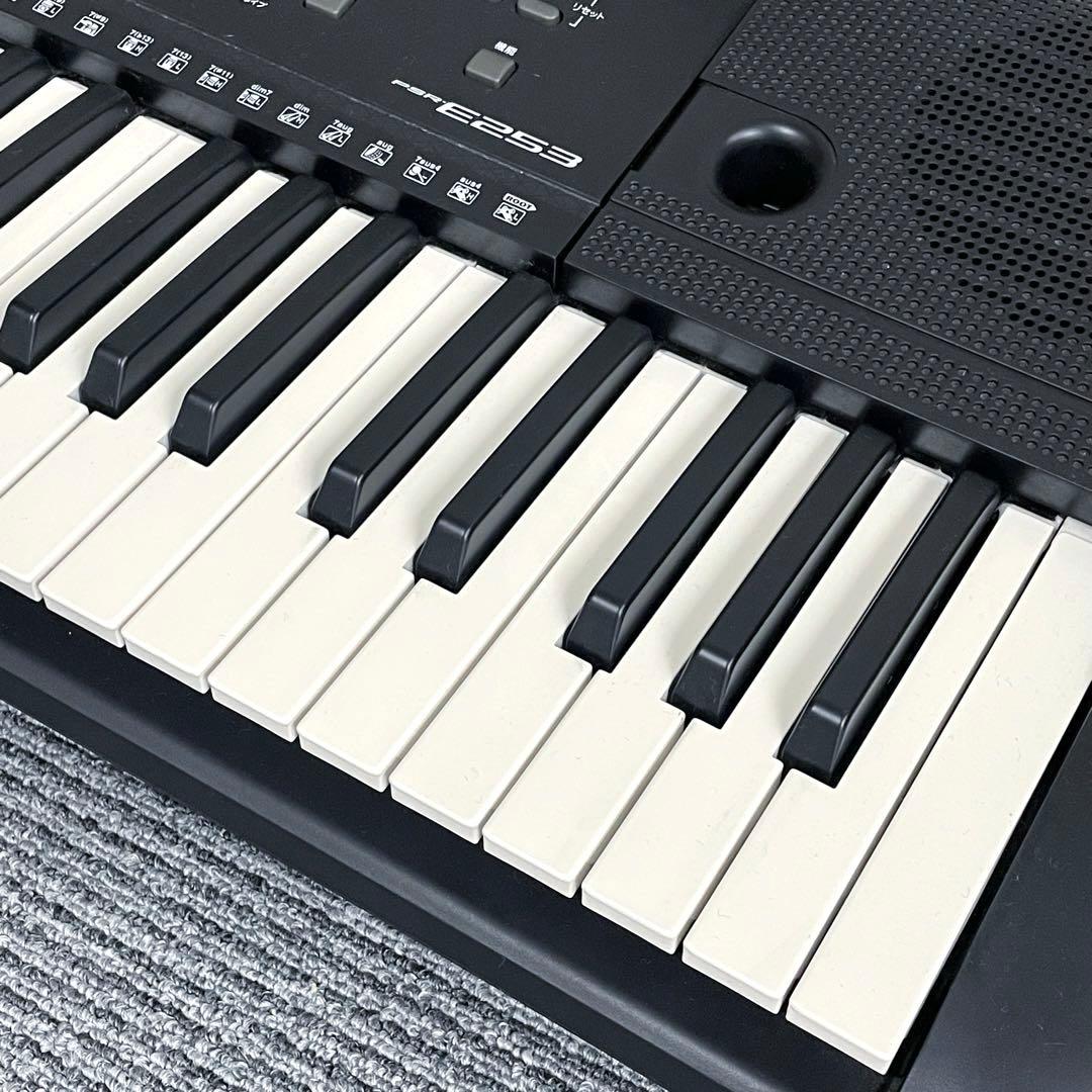 YAMAHA ヤマハ⭐️キーボード PSR-E253 2016年製 61鍵盤