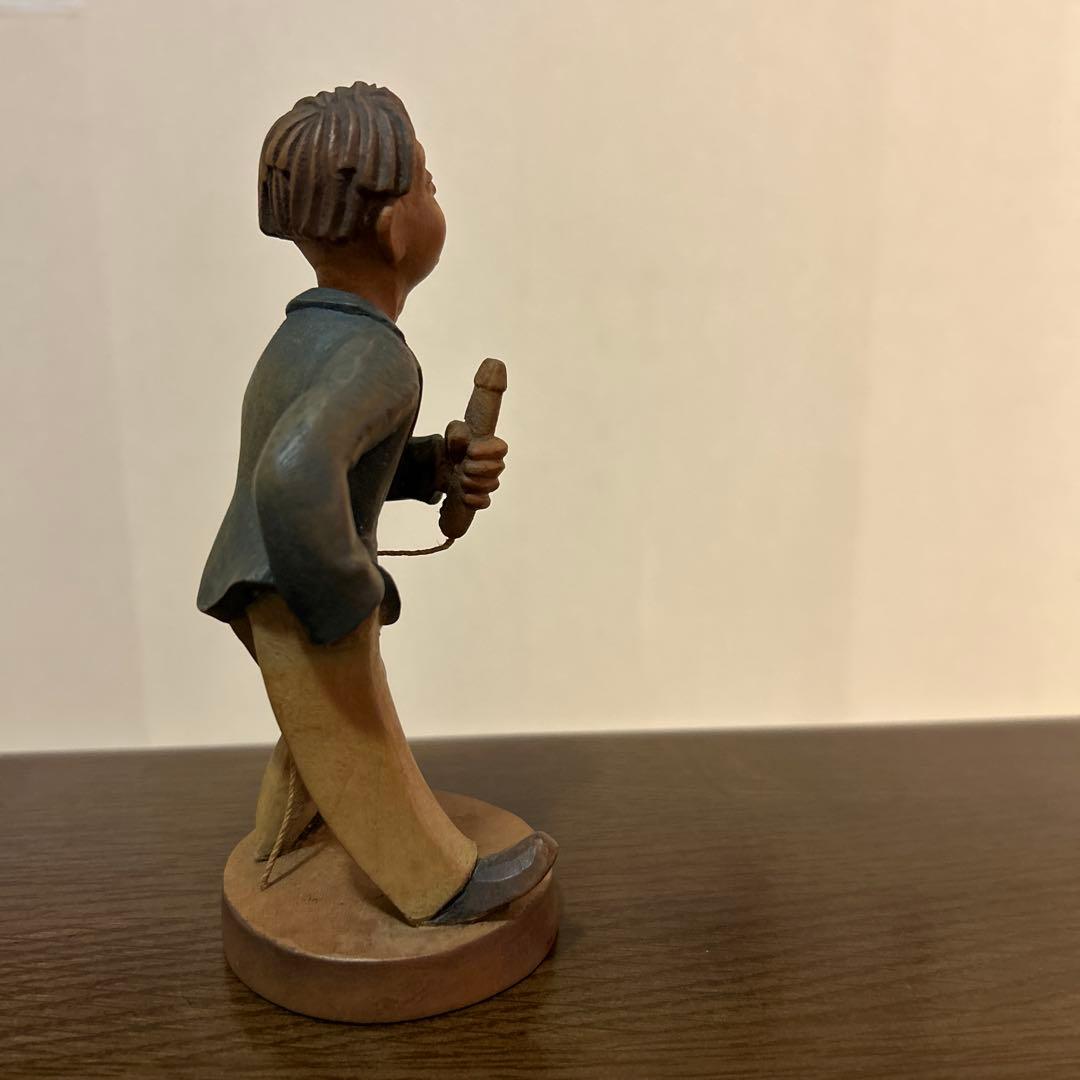 ANRI 木彫り人形