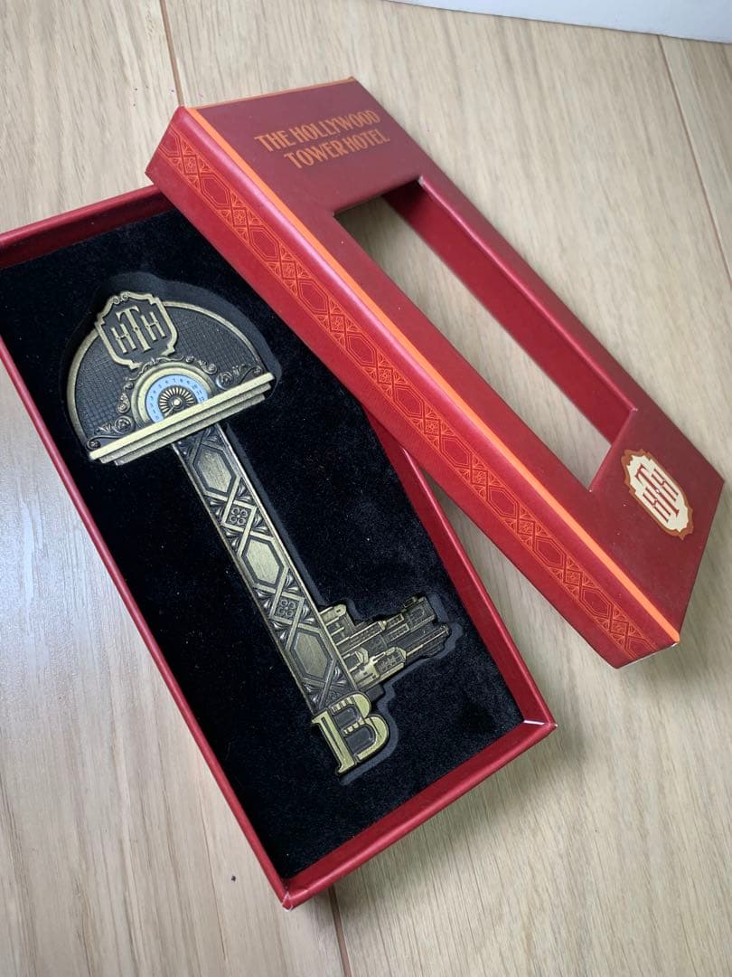 ディズニーランドパリ コレクタブルキー　タワーオブテラー　海外　限定　レア