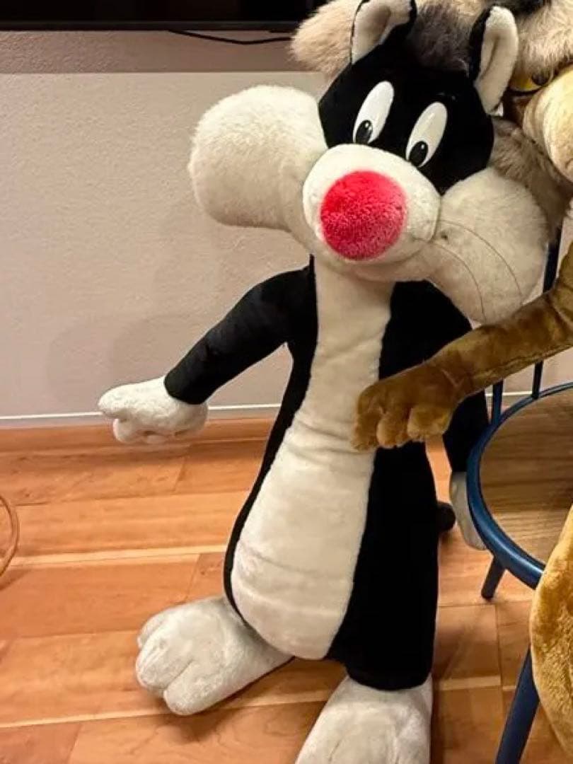 シルベスター　特大ぬいぐるみ